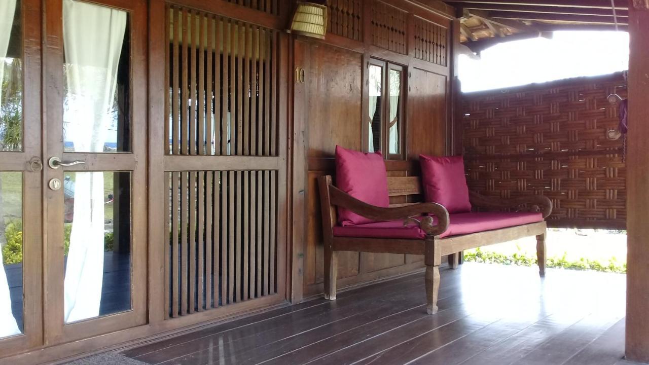 Desa Dunia Beda Resort Gili Trawangan Exterior photo