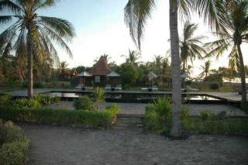 Desa Dunia Beda Resort Gili Trawangan Exterior photo